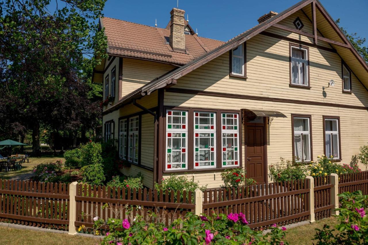 Villa Magonite Ventspils Extérieur photo