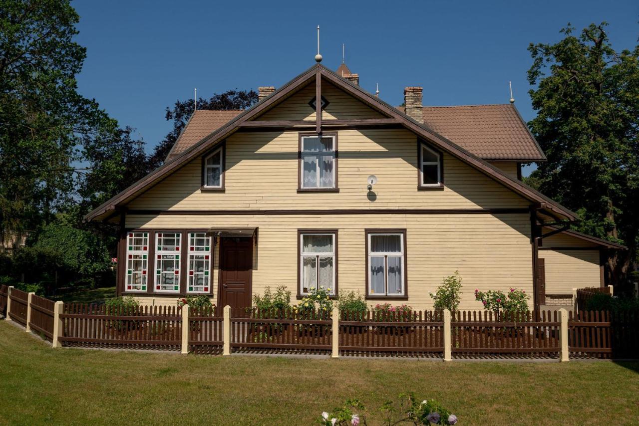 Villa Magonite Ventspils Extérieur photo